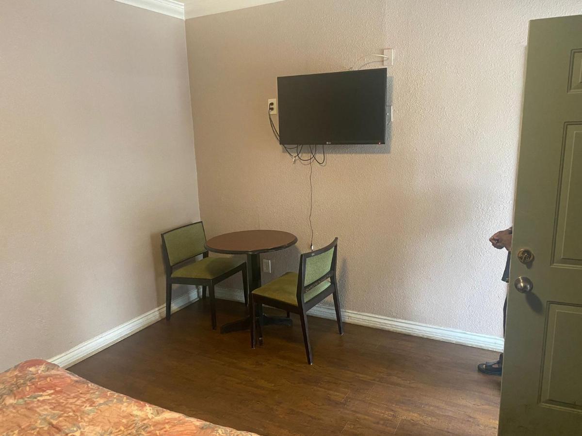 La Rosa Motel — Photos 1